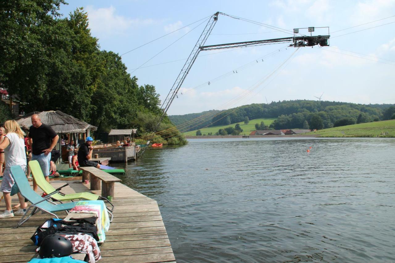 קירכהיים Ferienhaus "Schmetterling" Am See Im Bergland מראה חיצוני תמונה